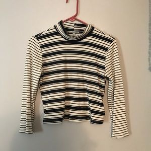 Charlotte Russe Black & White Striped Crop Top! 🖤